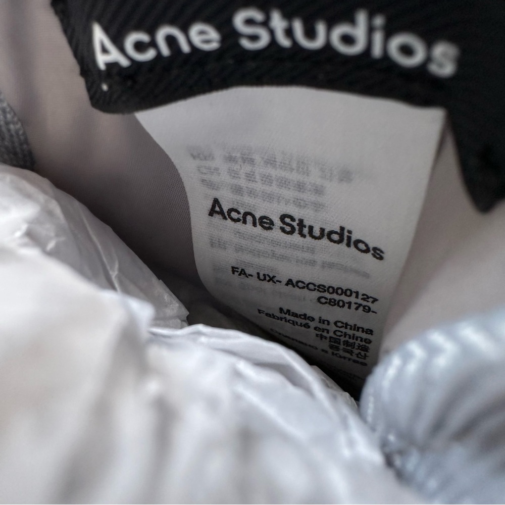 Acne Studios Mini Pouch Silver - Picture 11 of 14